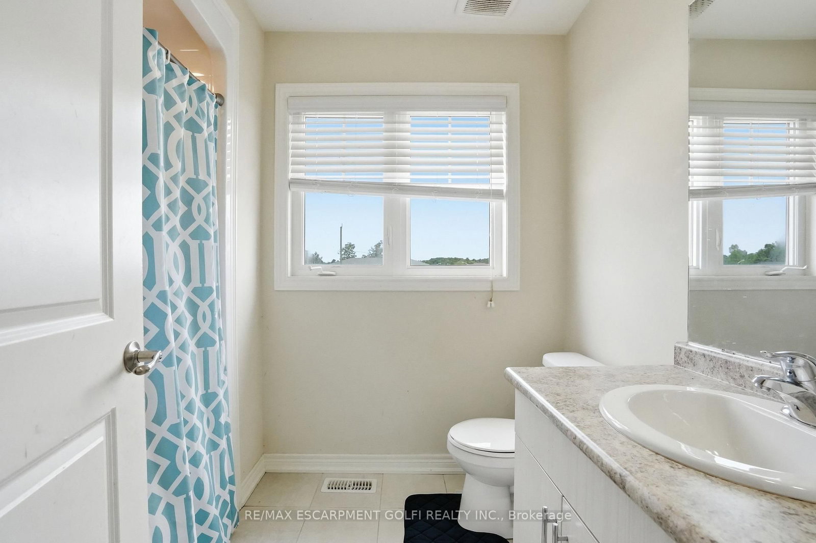 584 Julia Drive • Welland, ON photo 16