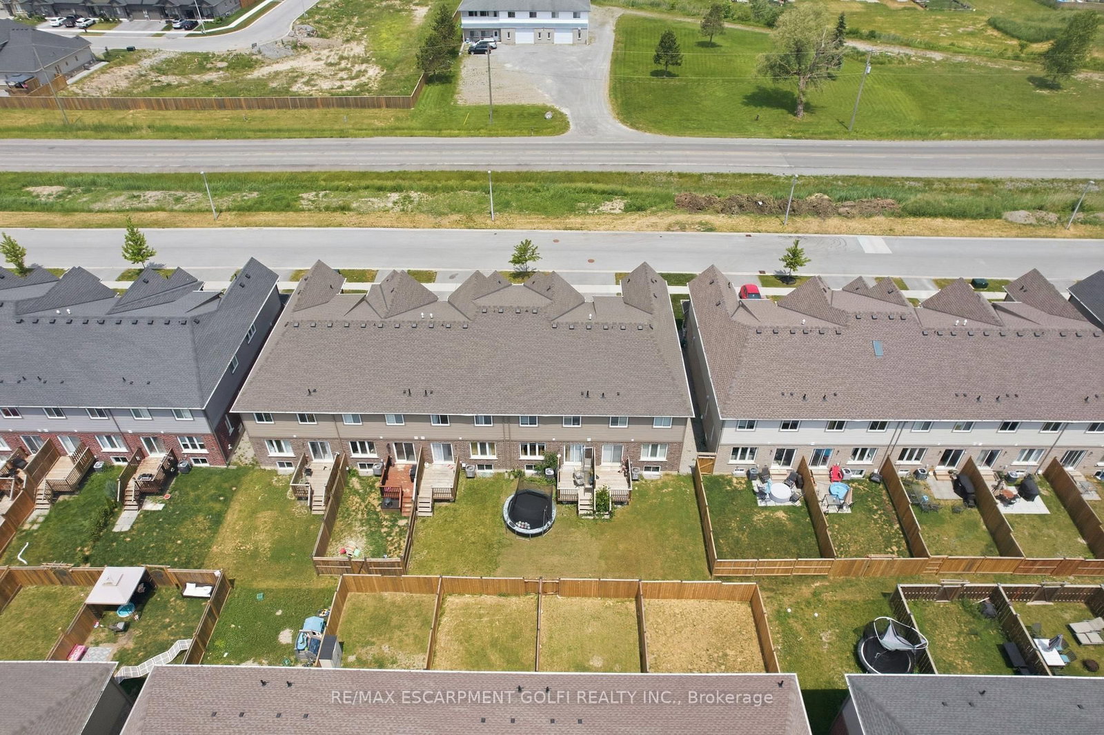 584 Julia Drive • Welland, ON photo 26