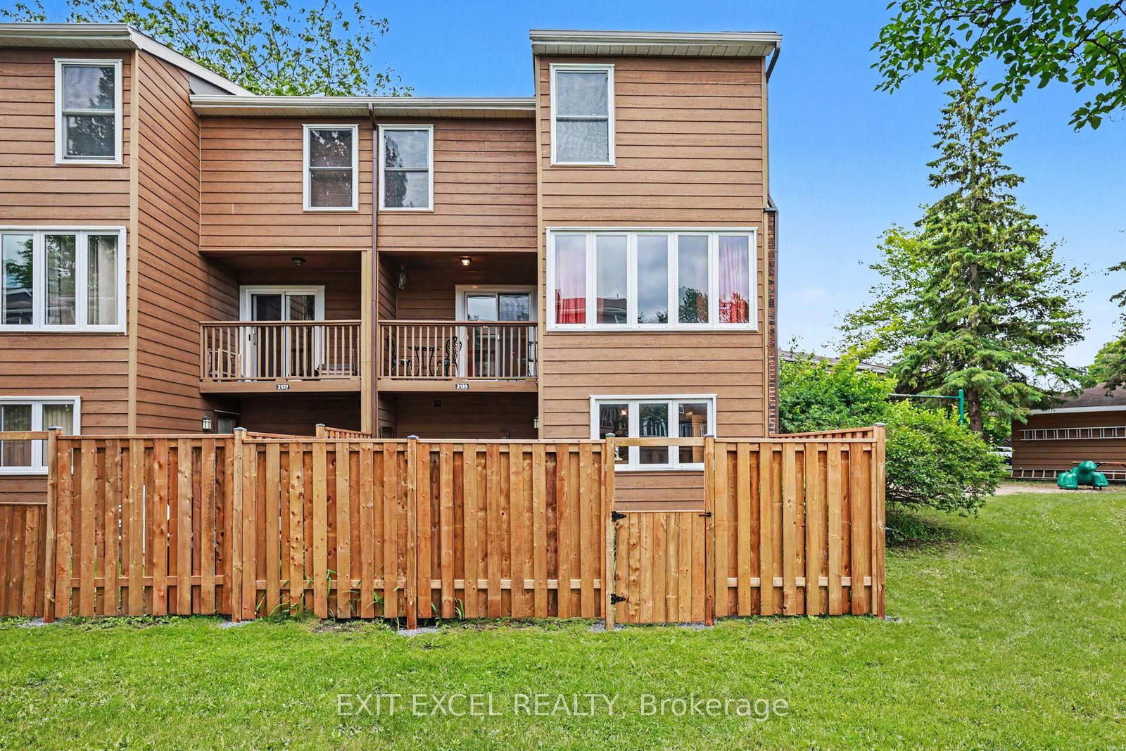 2139 Eric Crescent • #47 • Ottawa, ON photo 19