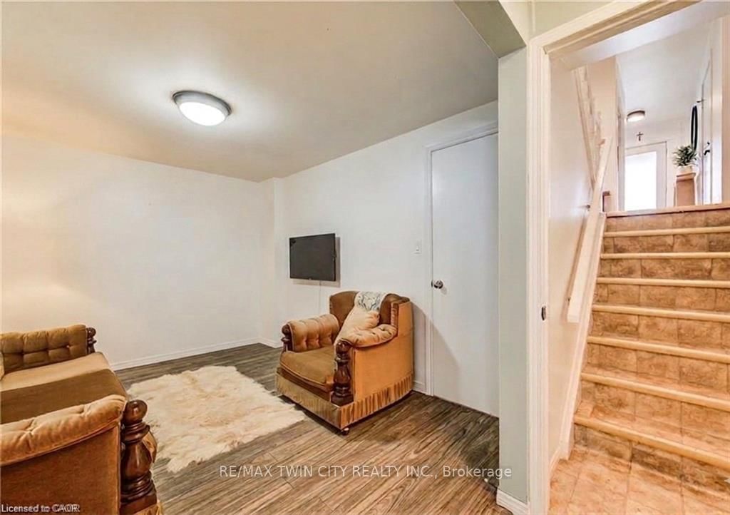 43 SOUTHVIEW Crescent • Cambridge, ON photo 24