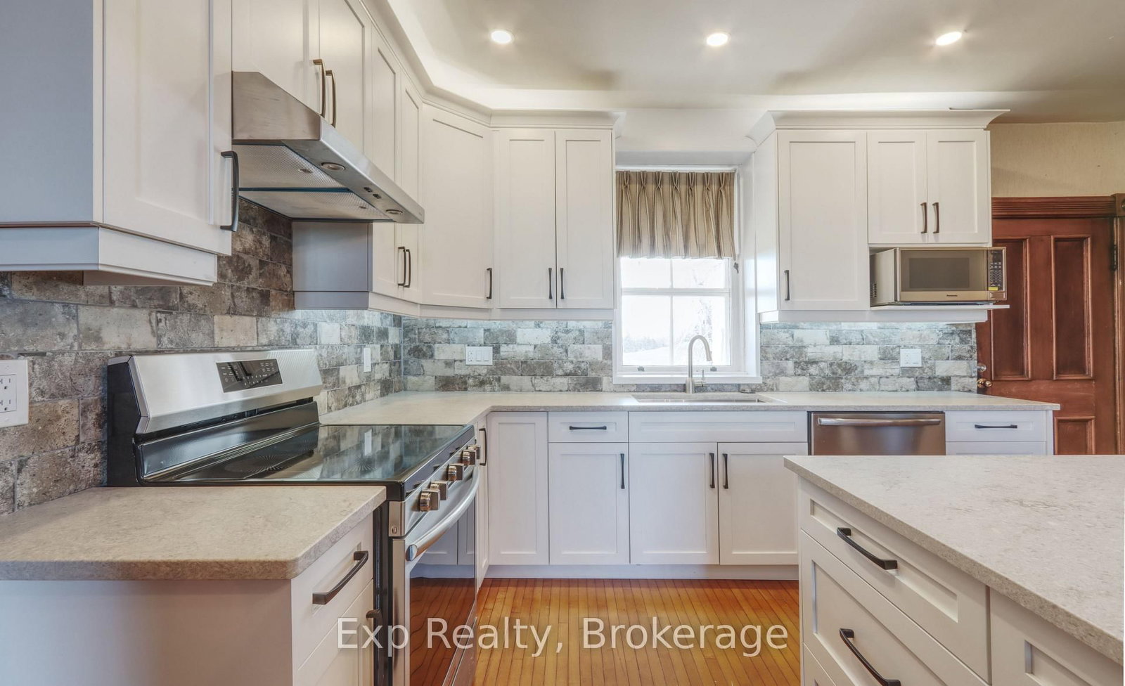 840 McGregor Bay Road • Otonabee-South Monaghan, ON photo 9
