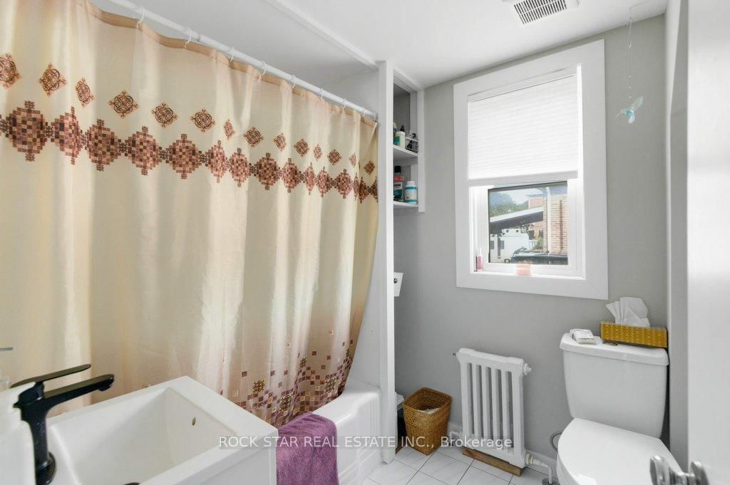 111 McAlpine Avenue S • Welland, ON photo 12