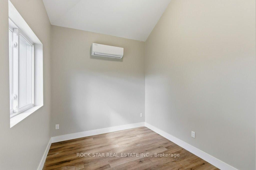 111 McAlpine Avenue S • Welland, ON photo 37