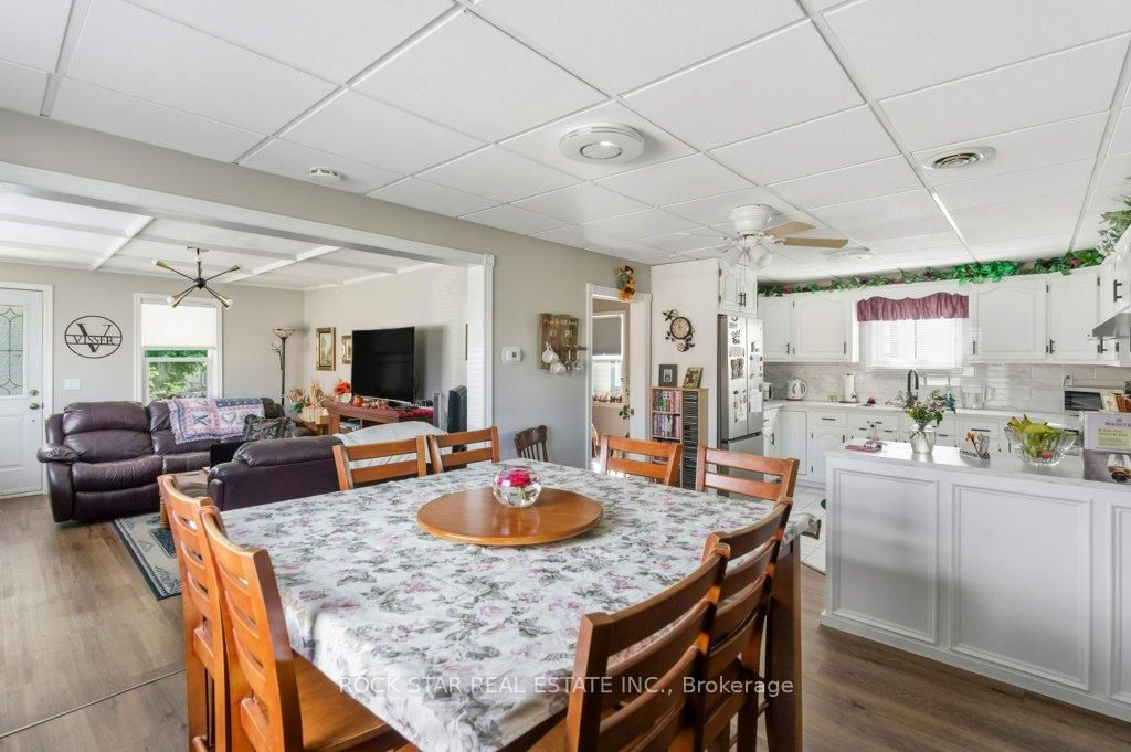 111 McAlpine Avenue S • Welland, ON photo 4