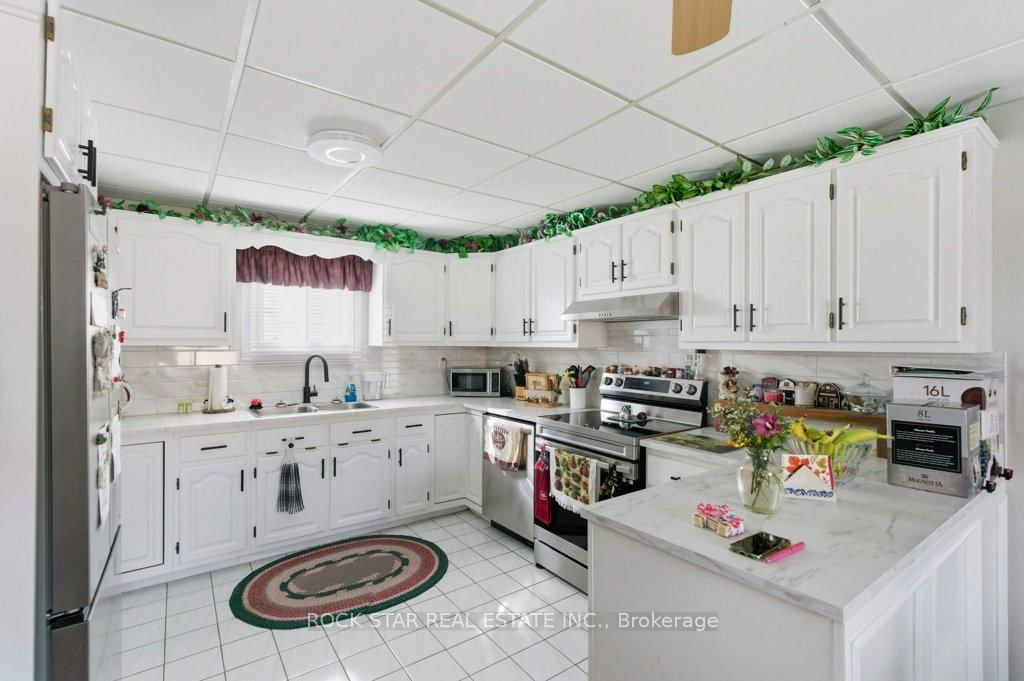 111 McAlpine Avenue S • Welland, ON photo 5