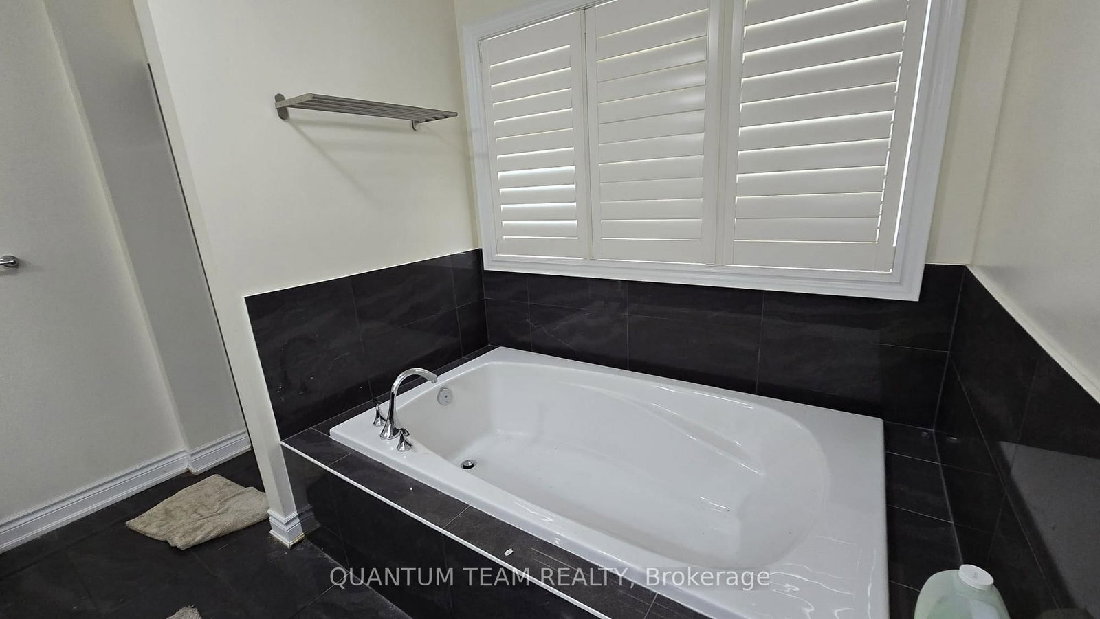 8912 Forestview Boulevard • Niagara Falls, ON photo 13