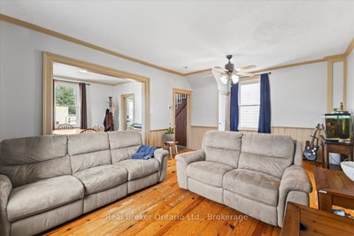 115 Durham Street W • Brockton, ON photo 8