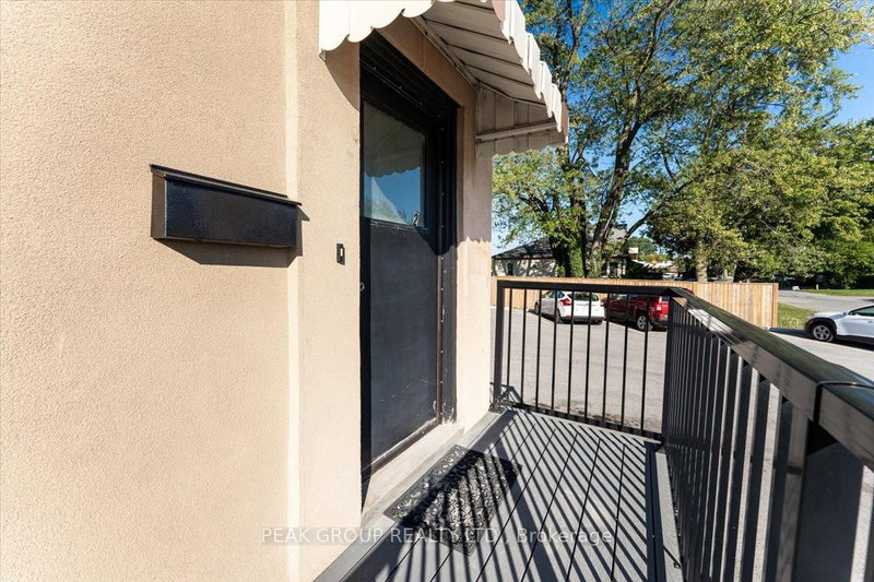 2 - 4386 Drummond Road