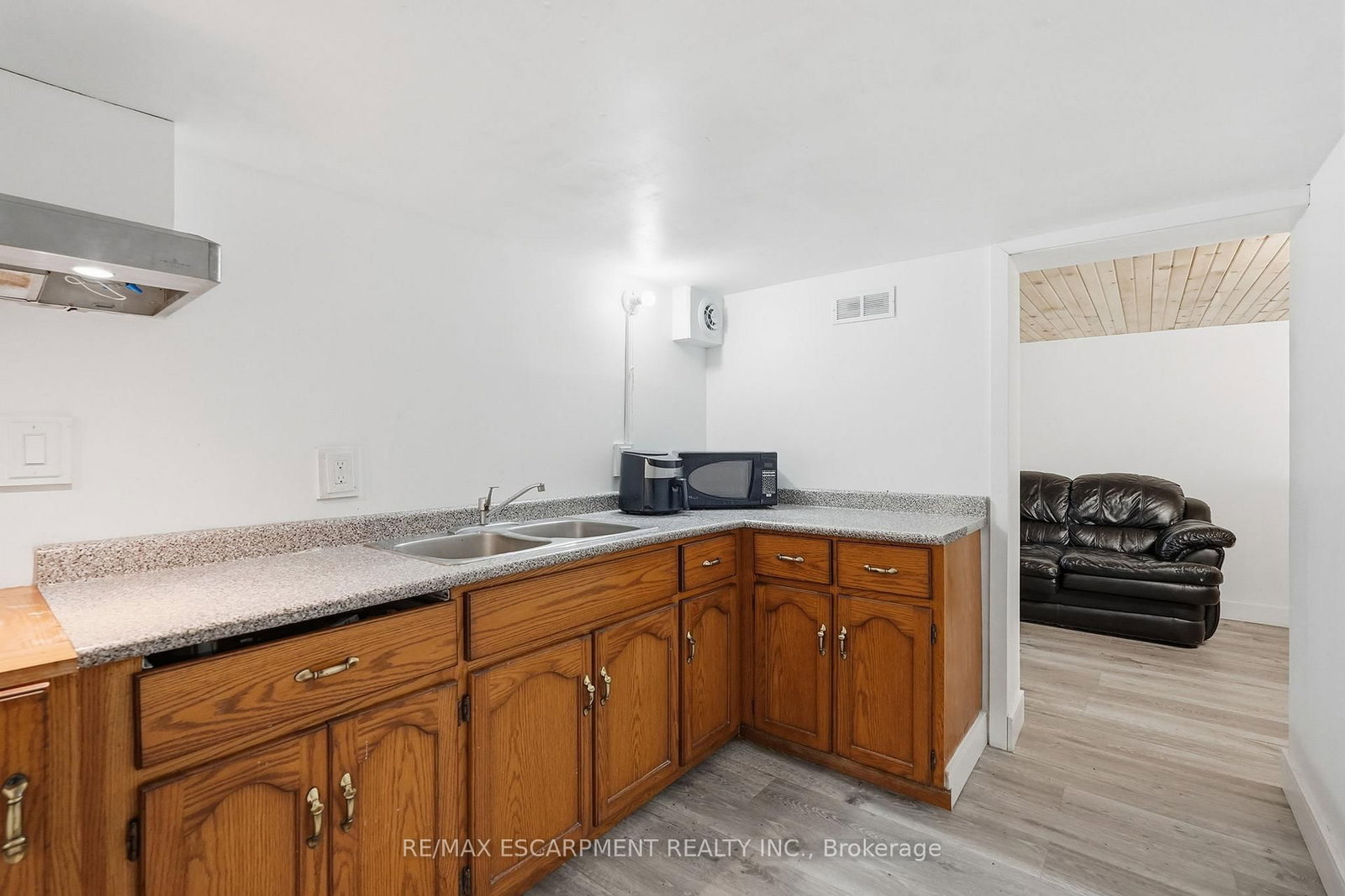 2 CURRIE Drive • Puslinch, ON photo 39