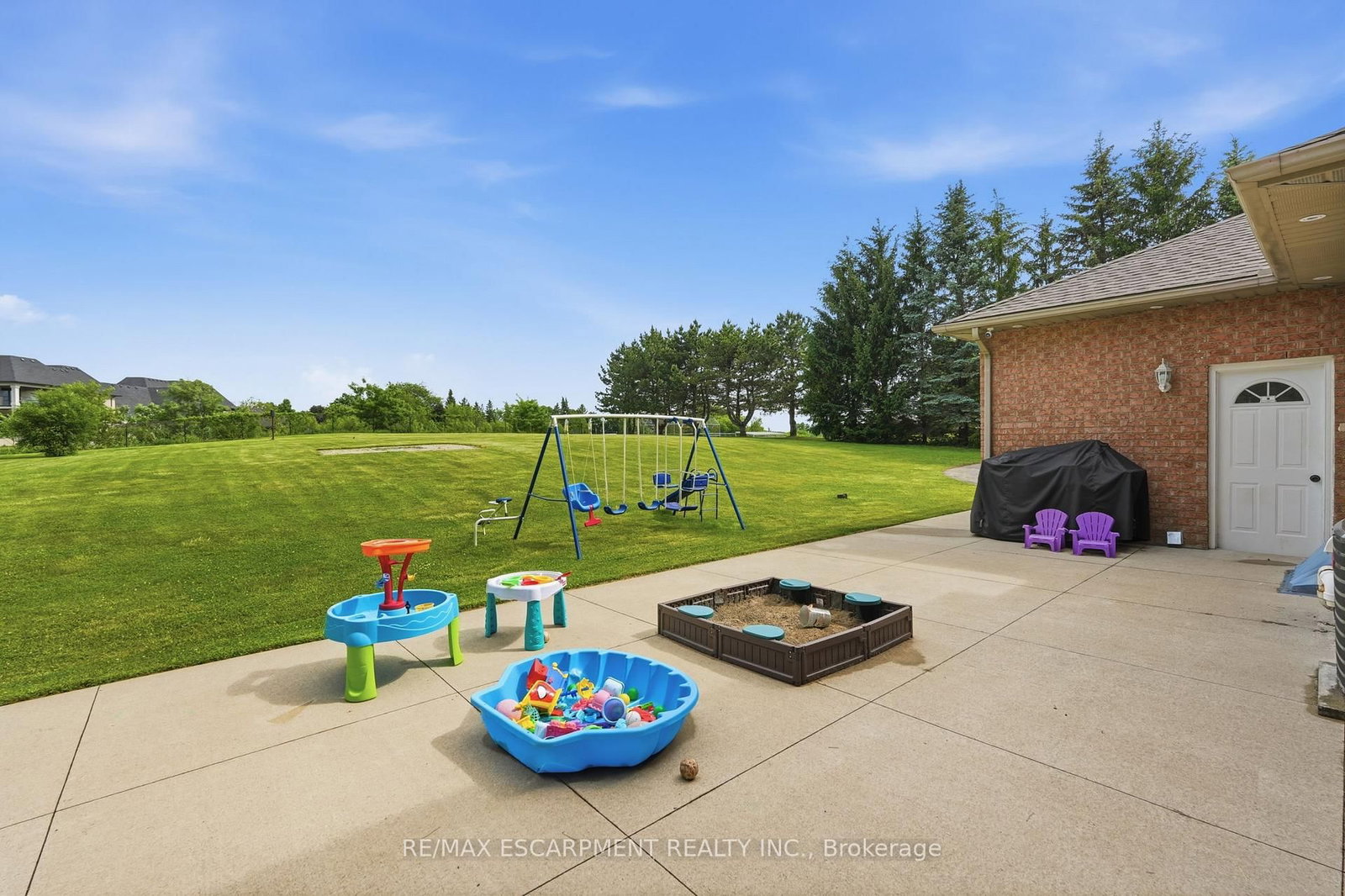 2 CURRIE Drive • Puslinch, ON photo 44