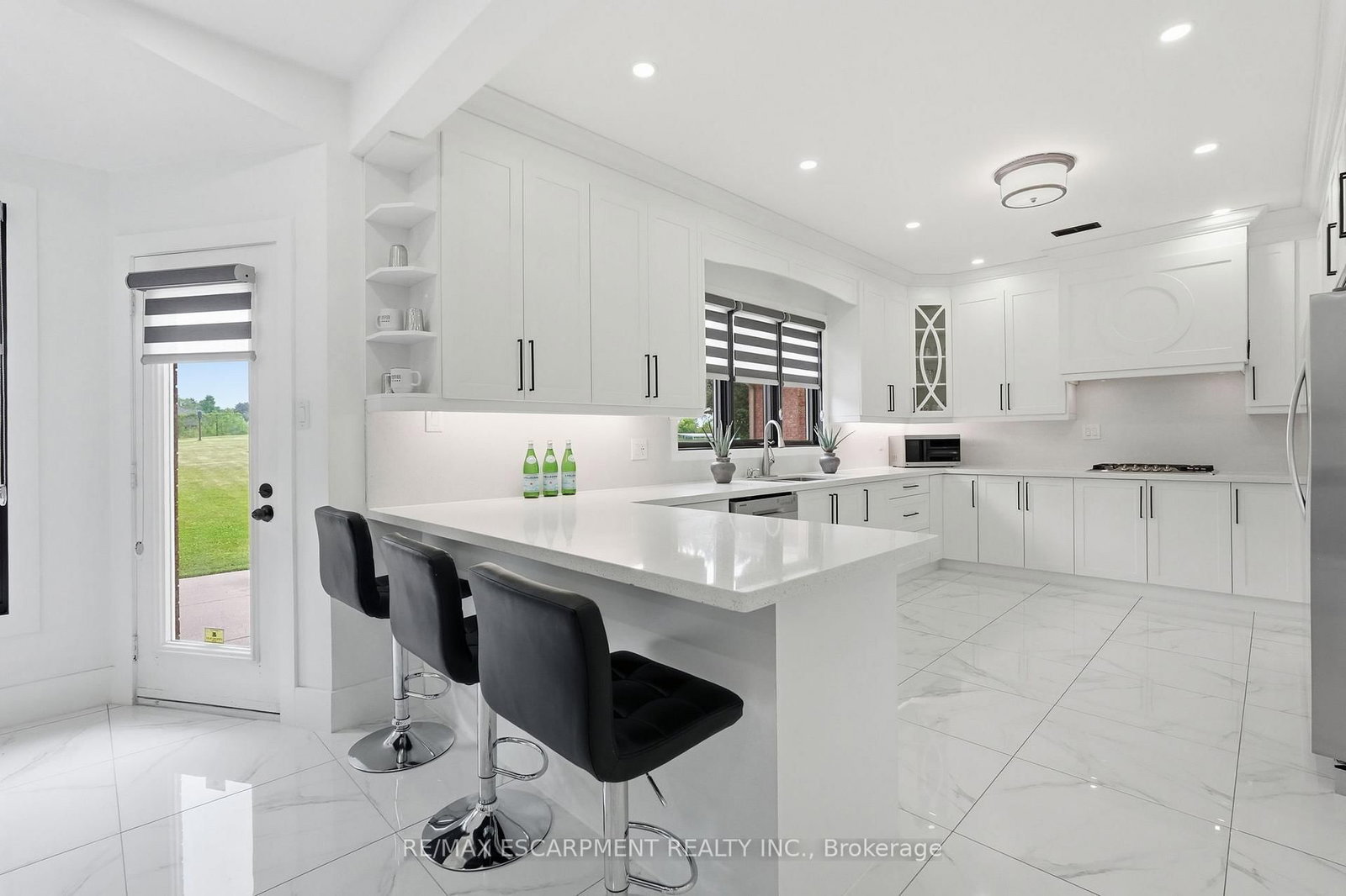 2 CURRIE Drive • Puslinch, ON photo 9