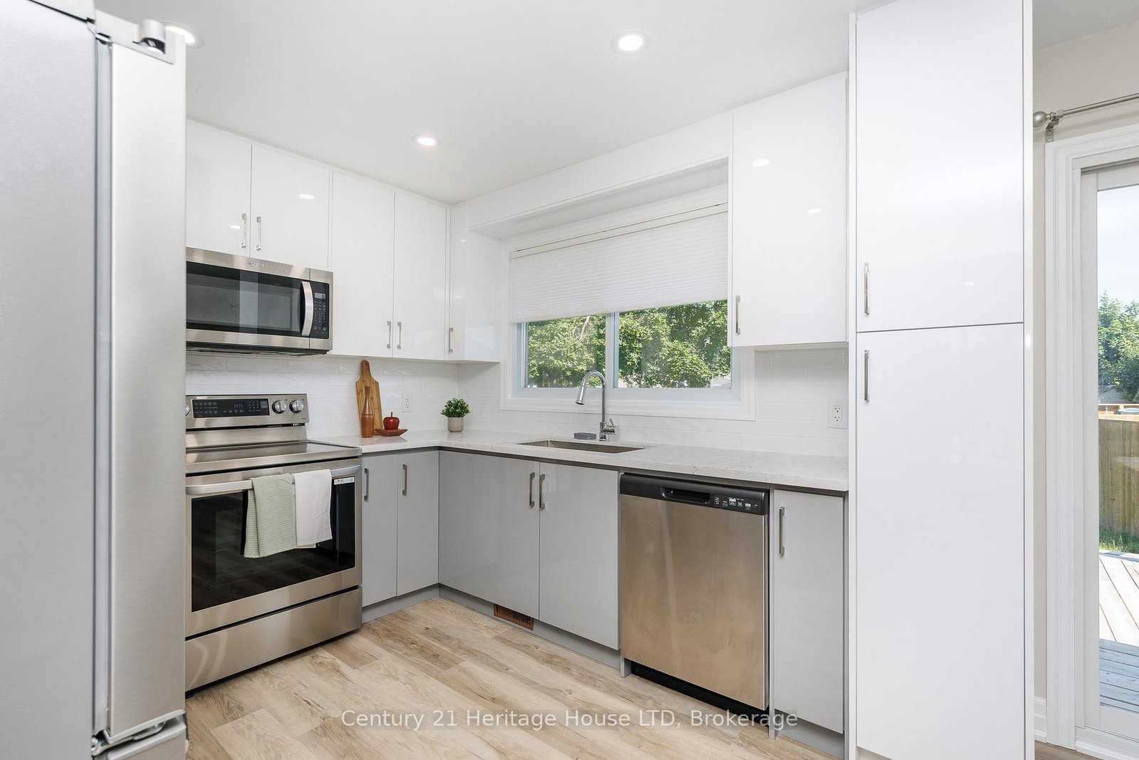 37 Coronation Boulevard • St. Catharines, ON photo 6