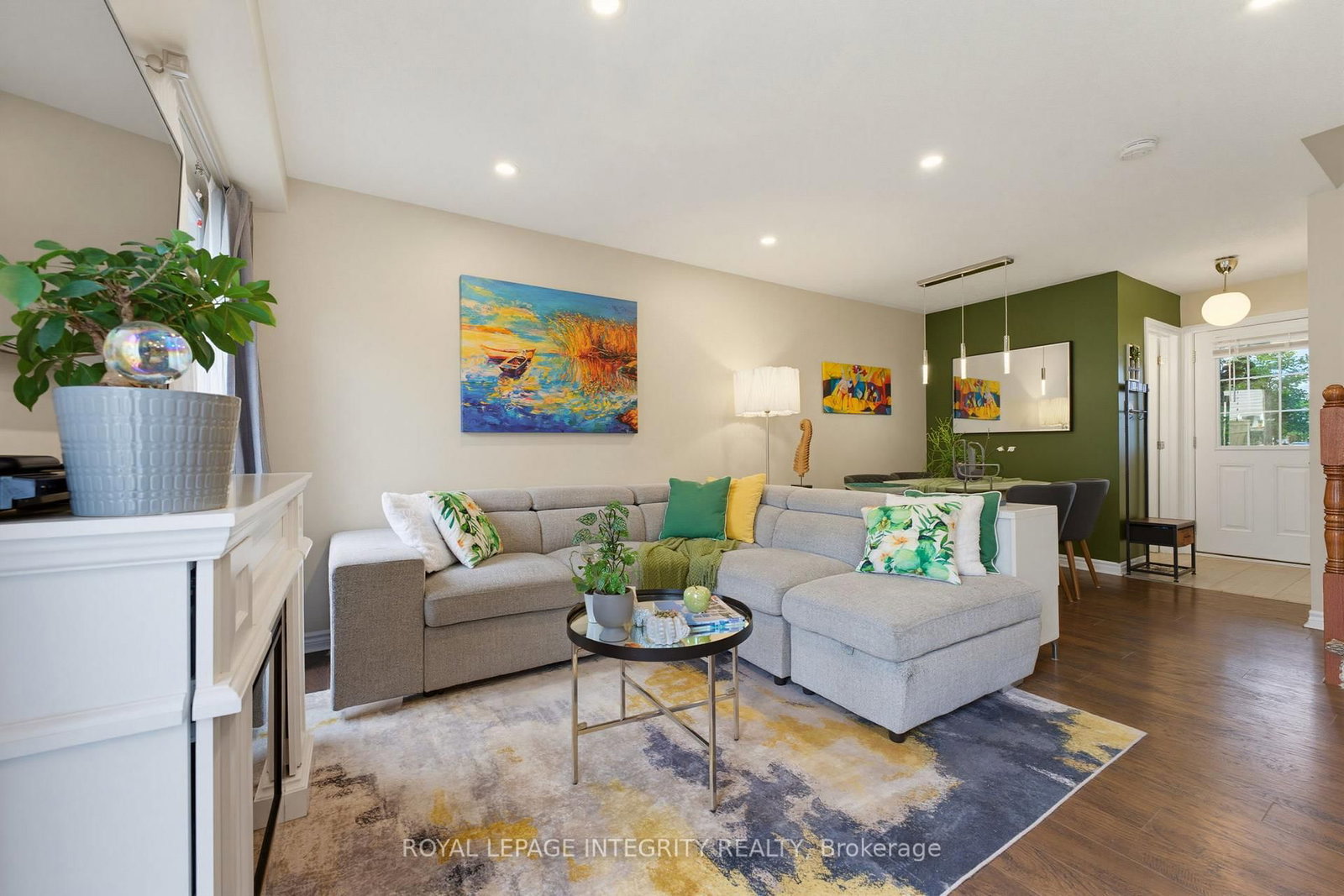Listing Image 7