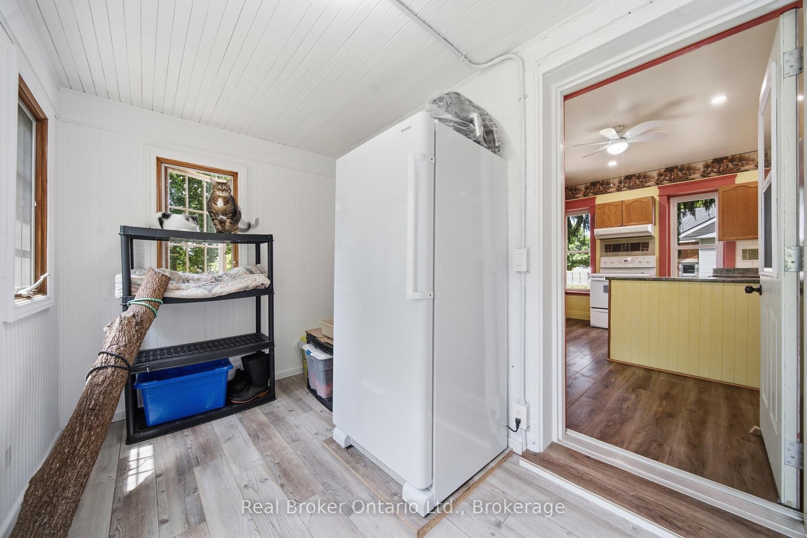 3050 Patrick Street • Howick, ON photo 15