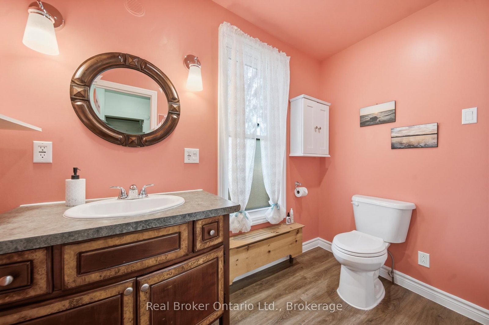 3050 Patrick Street • Howick, ON photo 16