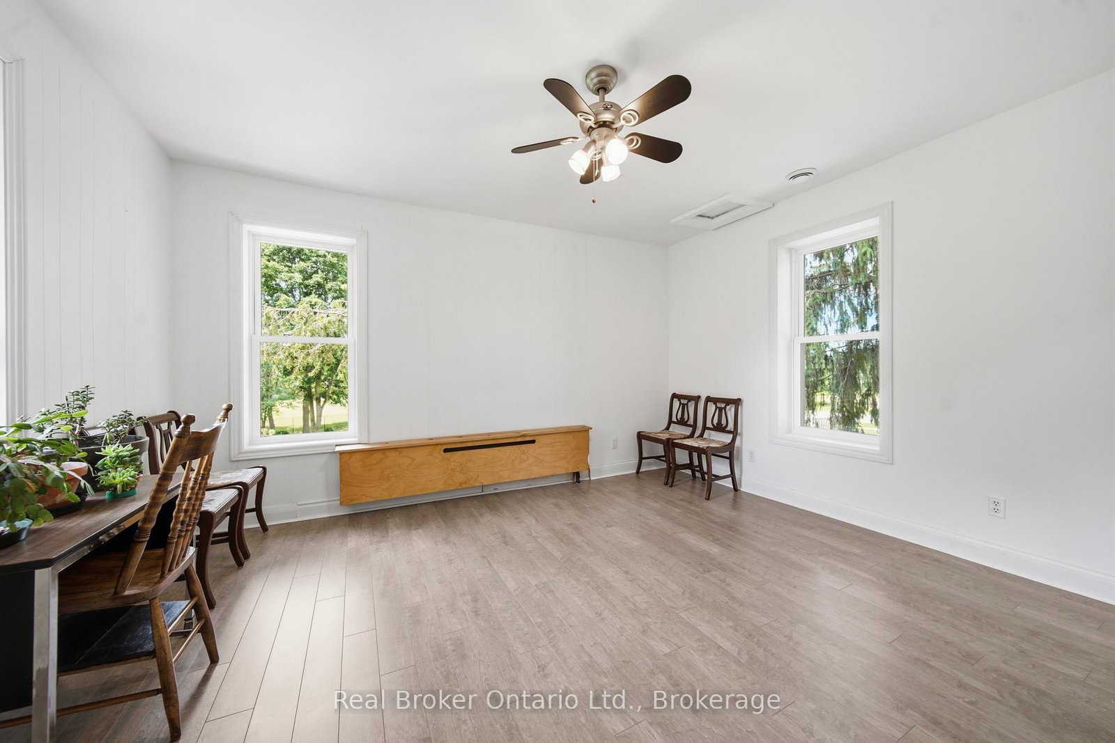 3050 Patrick Street • Howick, ON photo 19
