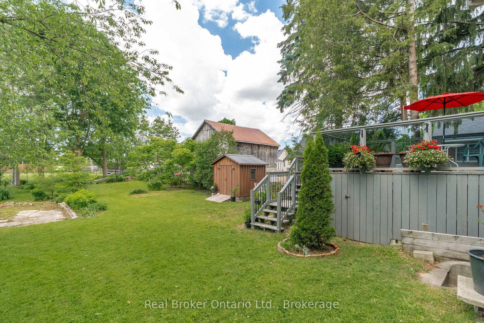 3050 Patrick Street • Howick, ON photo 29