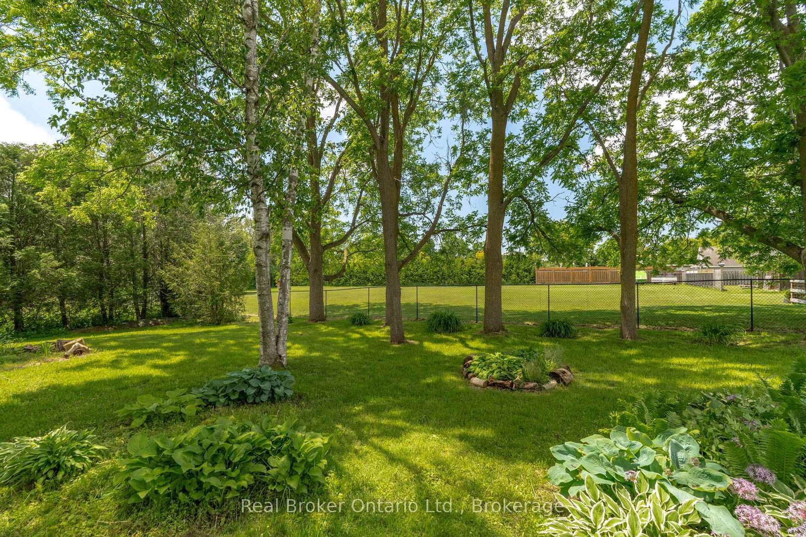 3050 Patrick Street • Howick, ON photo 40