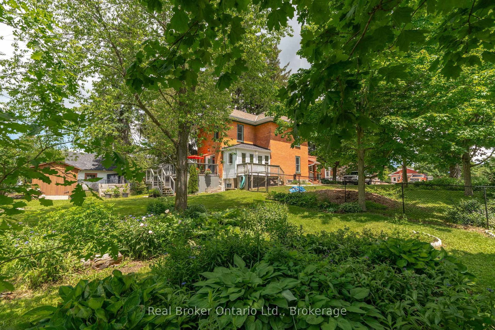 3050 Patrick Street • Howick, ON photo 44
