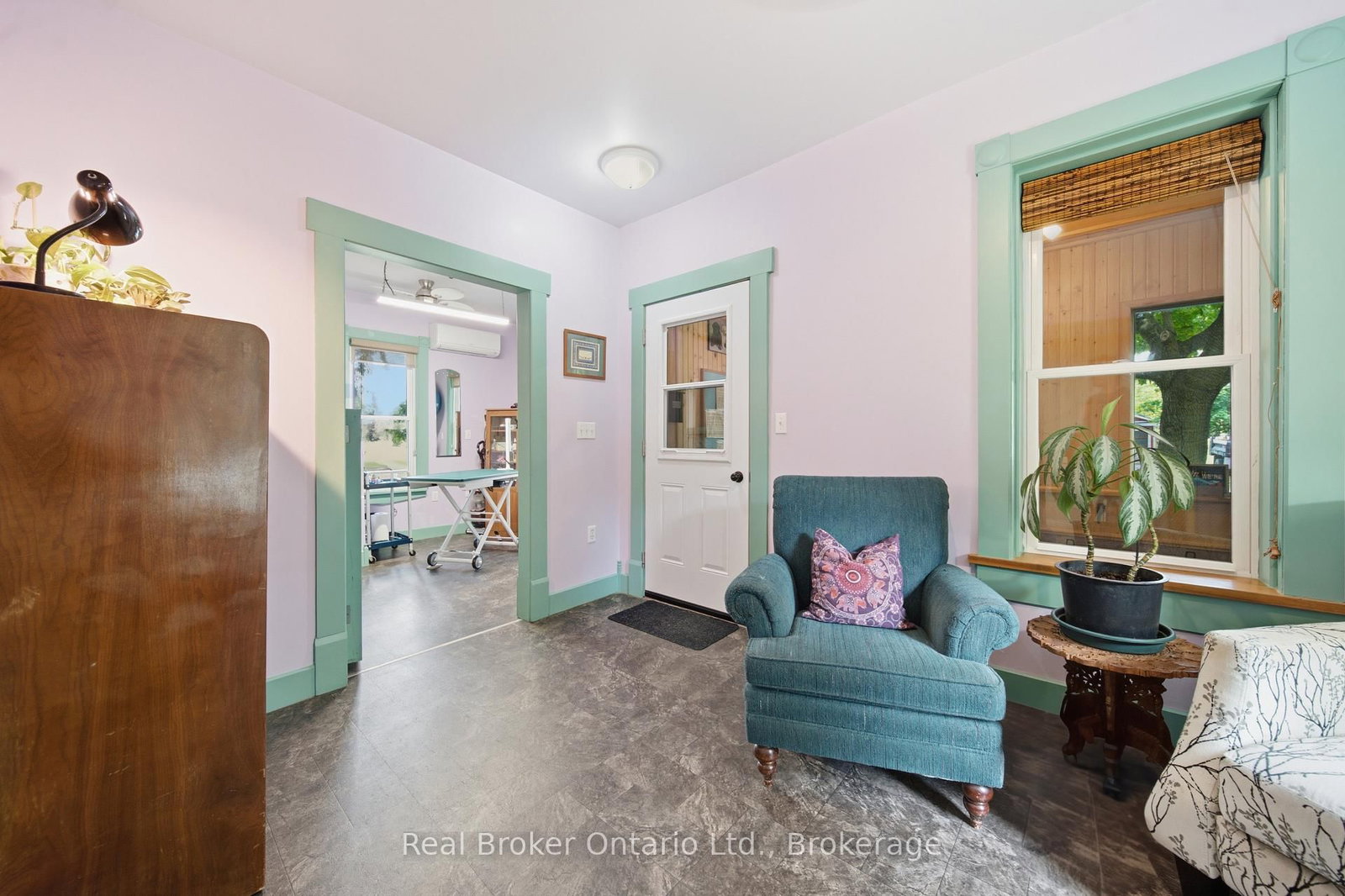 3050 Patrick Street • Howick, ON photo 8
