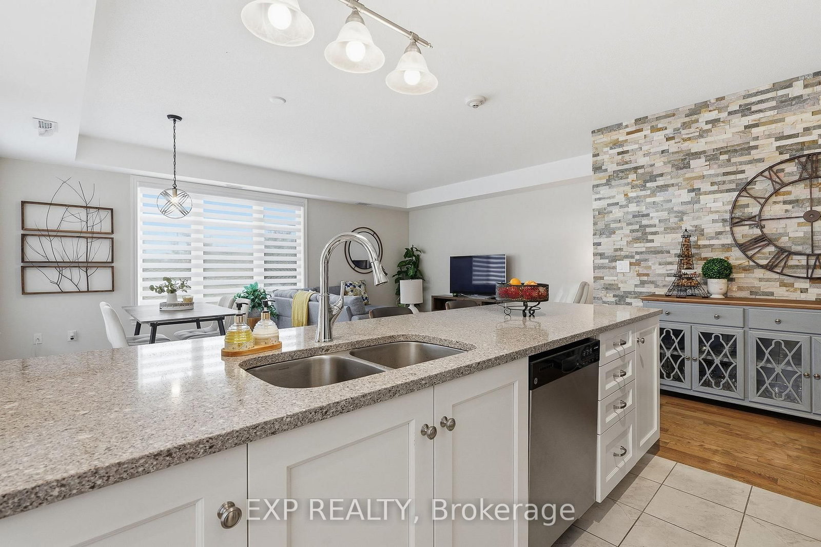 700 DU RIVAGE Street • #104 • Clarence-Rockland, ON photo 10