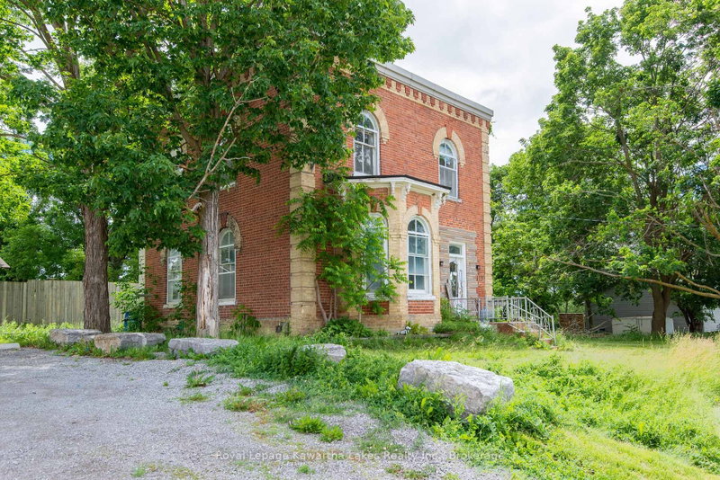 home for sale on 119 Agnes Street