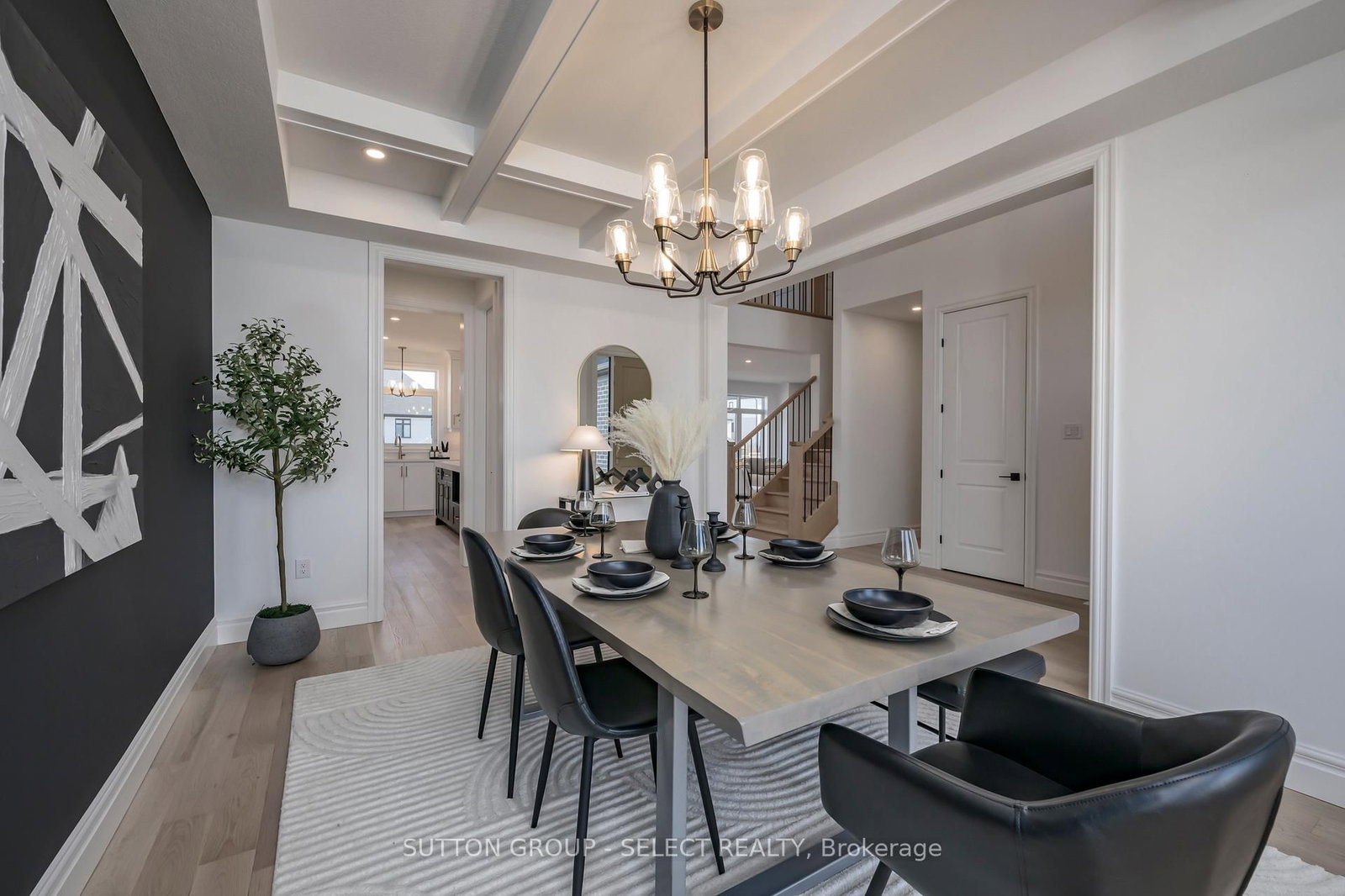 210 Harvest Lane • Thames Centre, ON photo 16