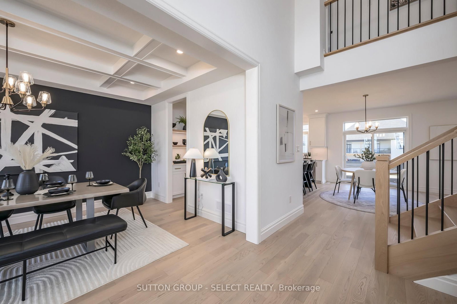 210 Harvest Lane • Thames Centre, ON photo 17