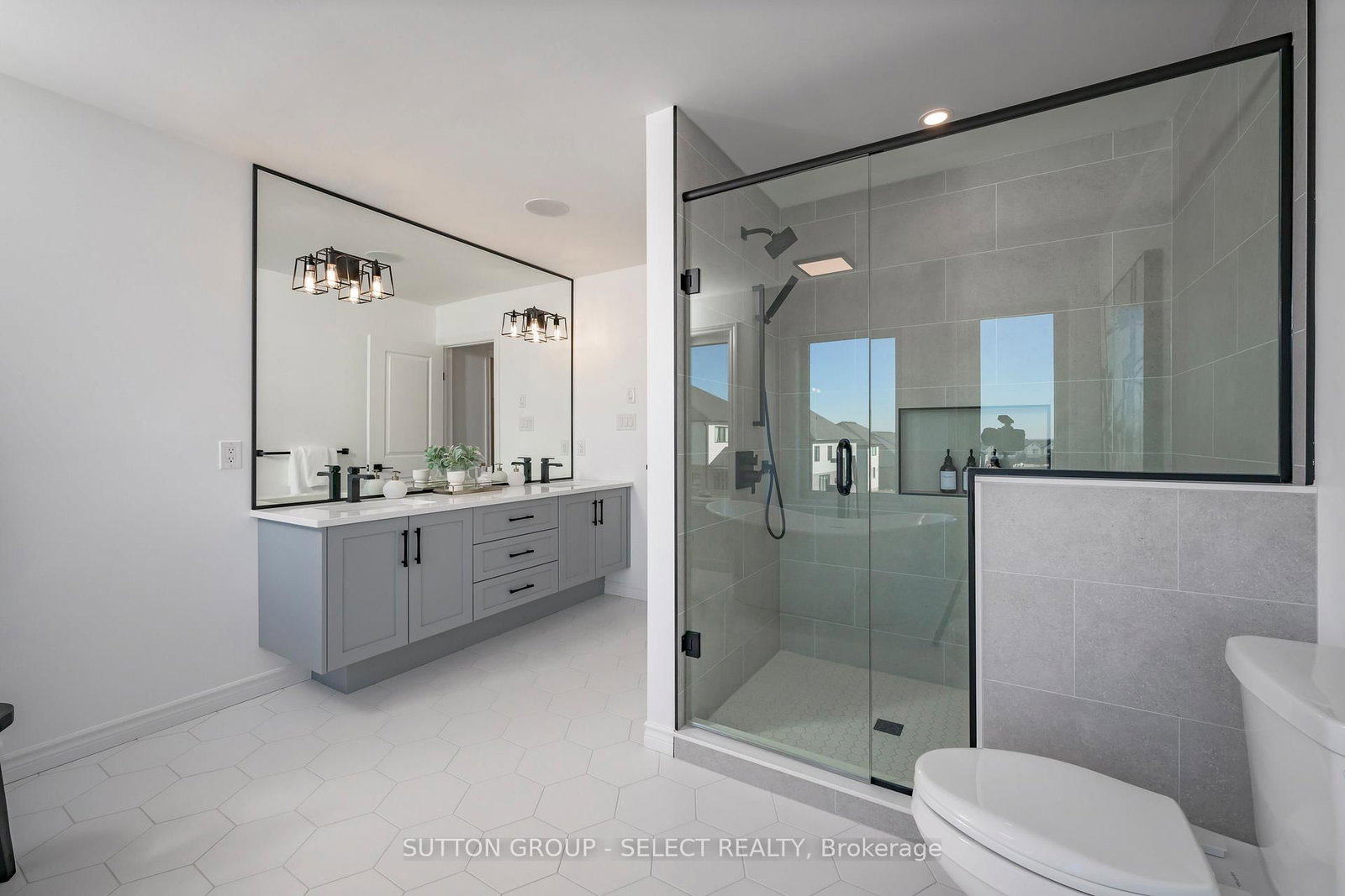 210 Harvest Lane • Thames Centre, ON photo 30