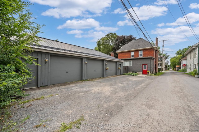 145 Charles Street N