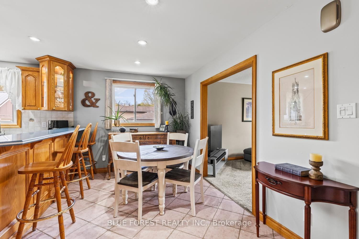 2362 Slo Pitch Road • Thames Centre, ON photo 12