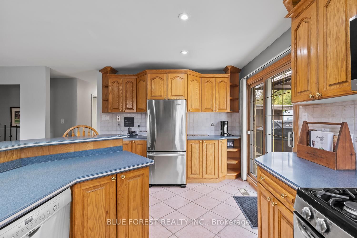 2362 Slo Pitch Road • Thames Centre, ON photo 16