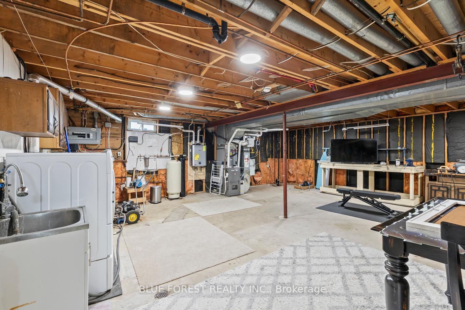 2362 Slo Pitch Road • Thames Centre, ON photo 34