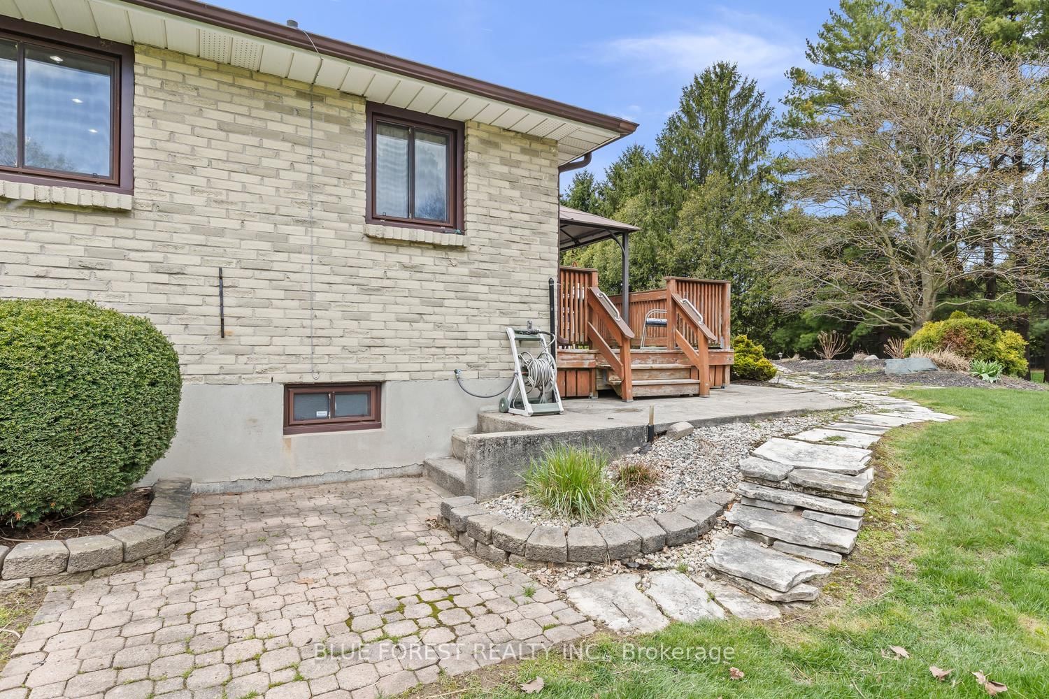 2362 Slo Pitch Road • Thames Centre, ON photo 46