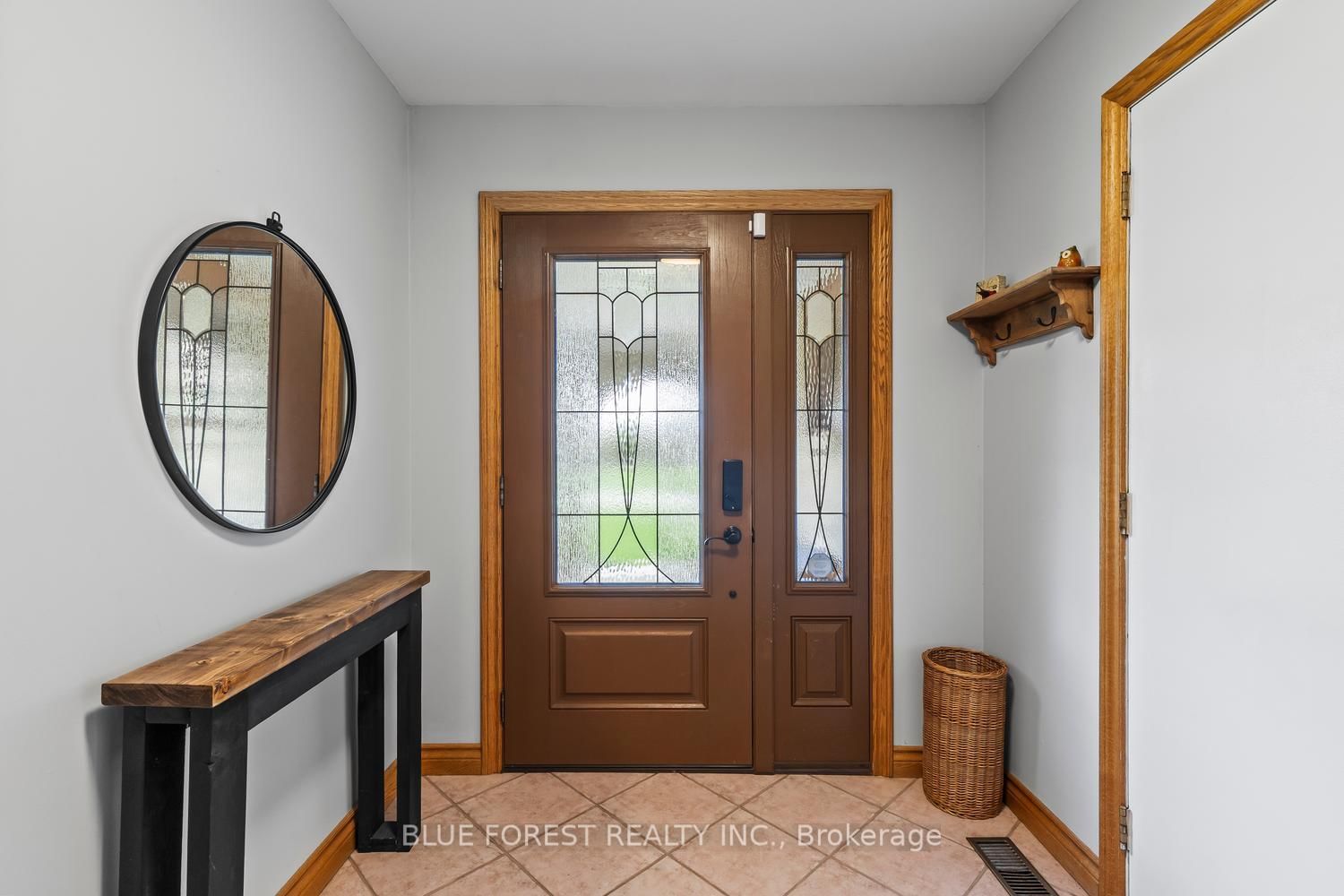 2362 Slo Pitch Road • Thames Centre, ON photo 7