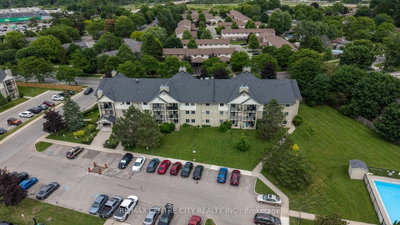 729 Deveron Crescent • #309 • London South, ON photo 4