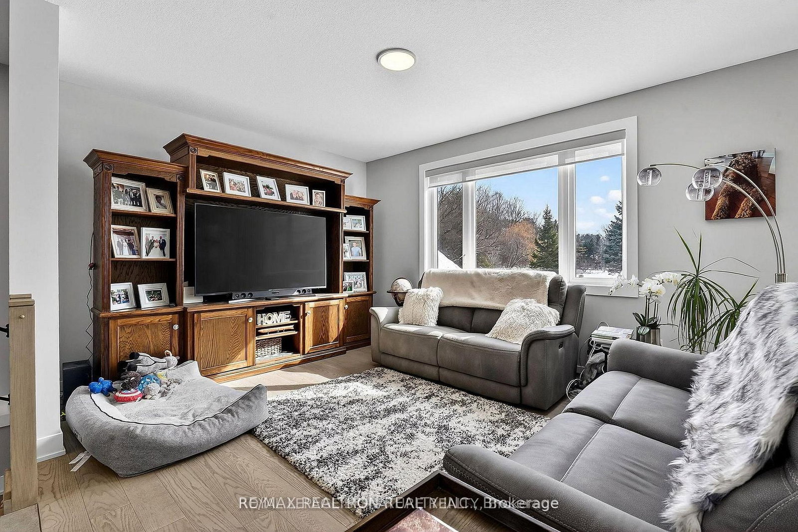 297 Whiting Street • #11 • Ingersoll, ON photo 11
