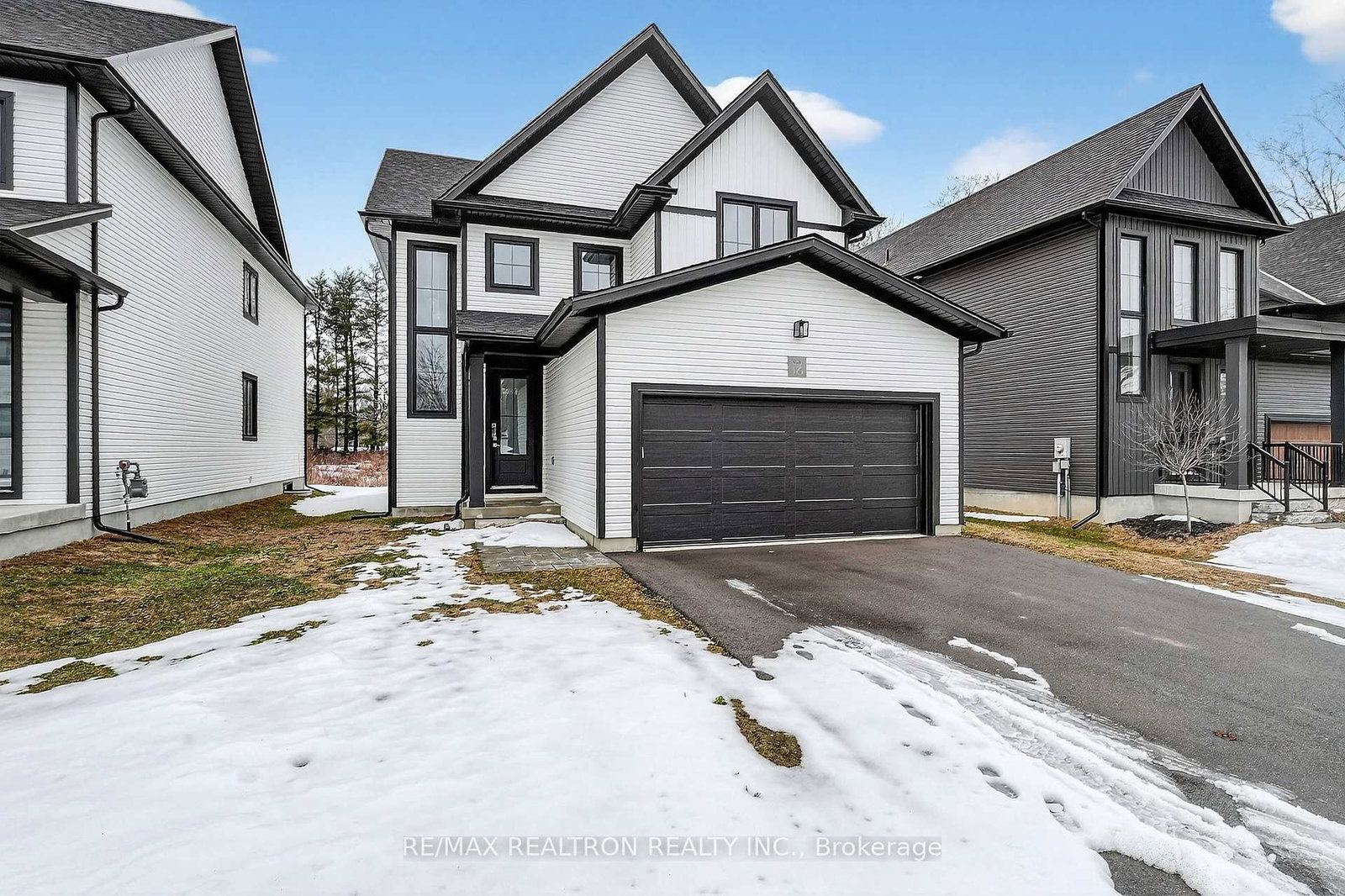 297 Whiting Street • #16 • Ingersoll, ON photo 1