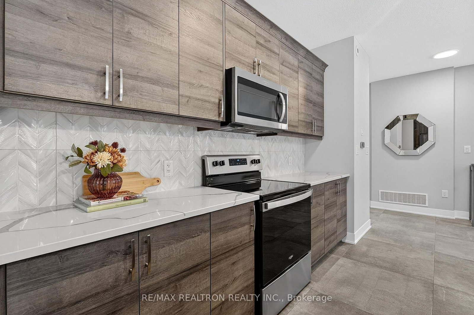 297 Whiting Street • #16 • Ingersoll, ON photo 10