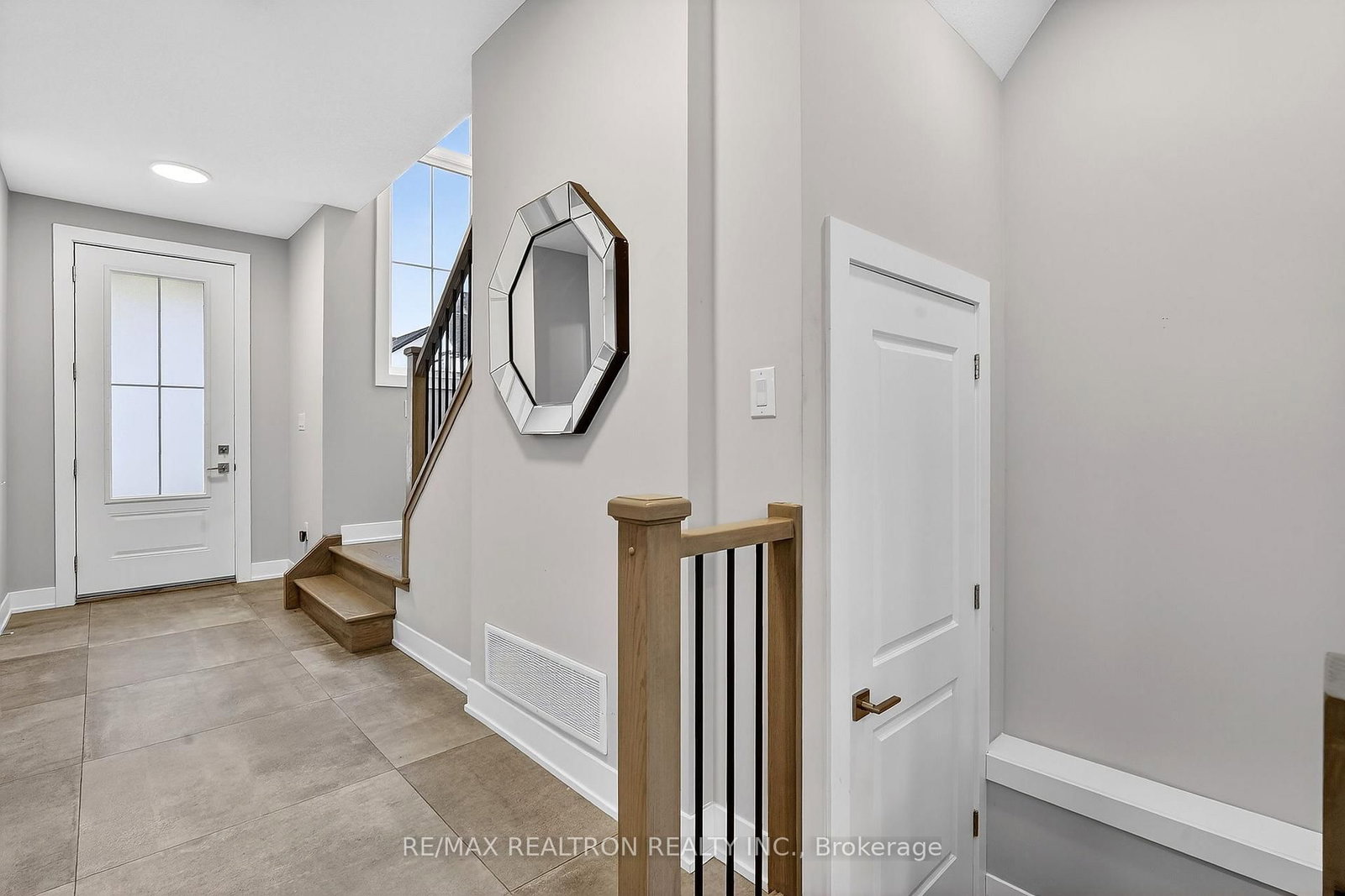 297 Whiting Street • #16 • Ingersoll, ON photo 18