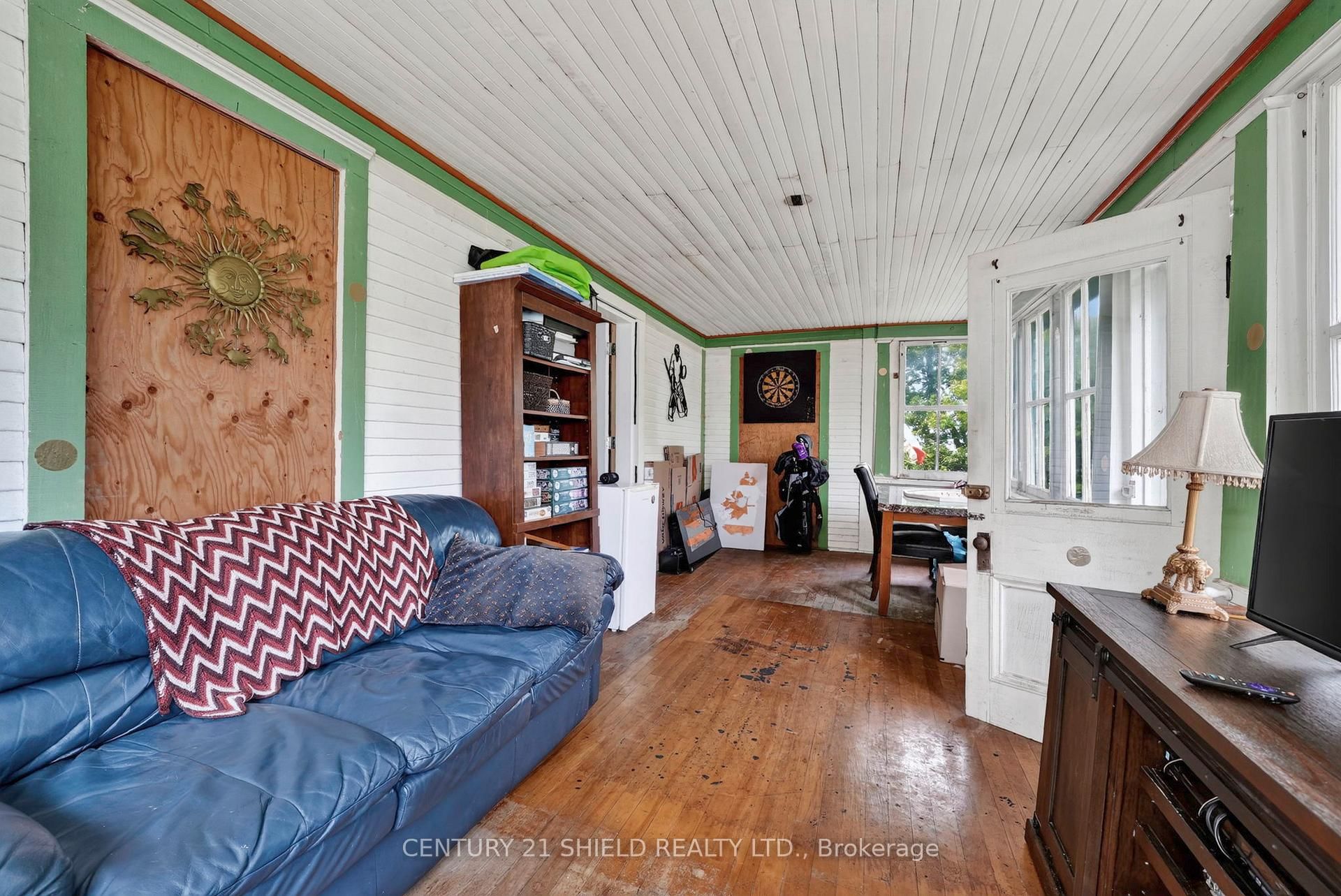 21149 Concession 5 Road