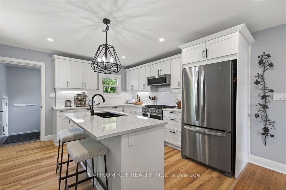 662 King Street • Strathroy-Caradoc, ON photo 5