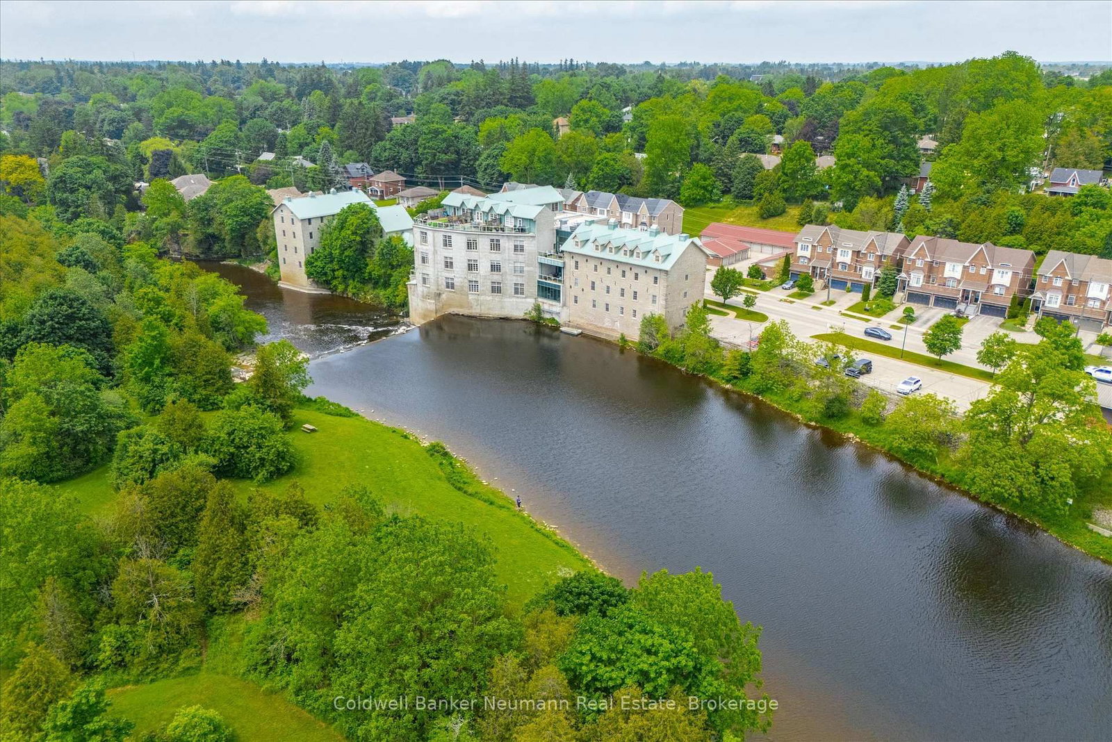 478 E St Andrew Street • #306 • Centre Wellington, ON photo 45