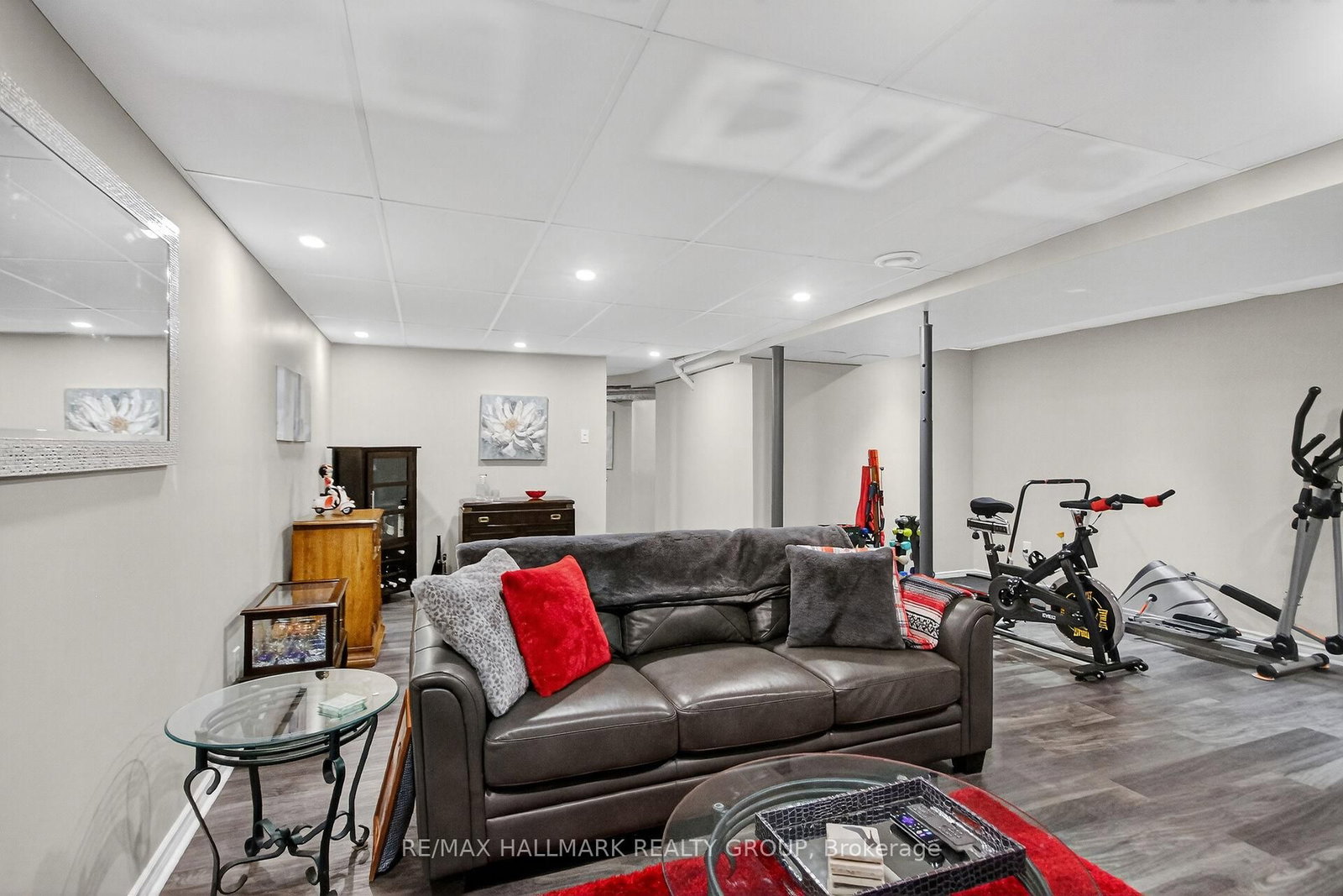 110 Hunter's Glen Crescent • Ottawa, ON photo 23