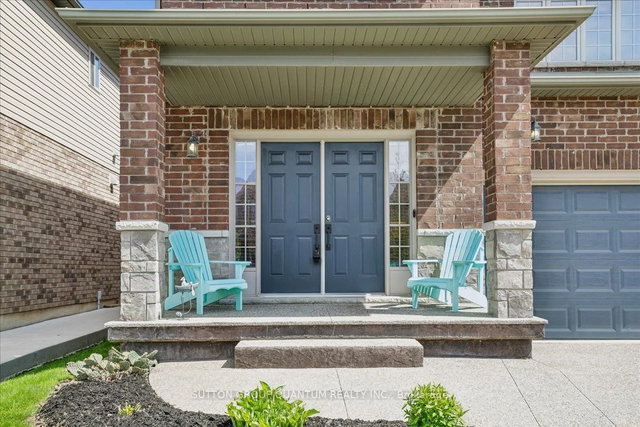 92 Garinger Crescent
