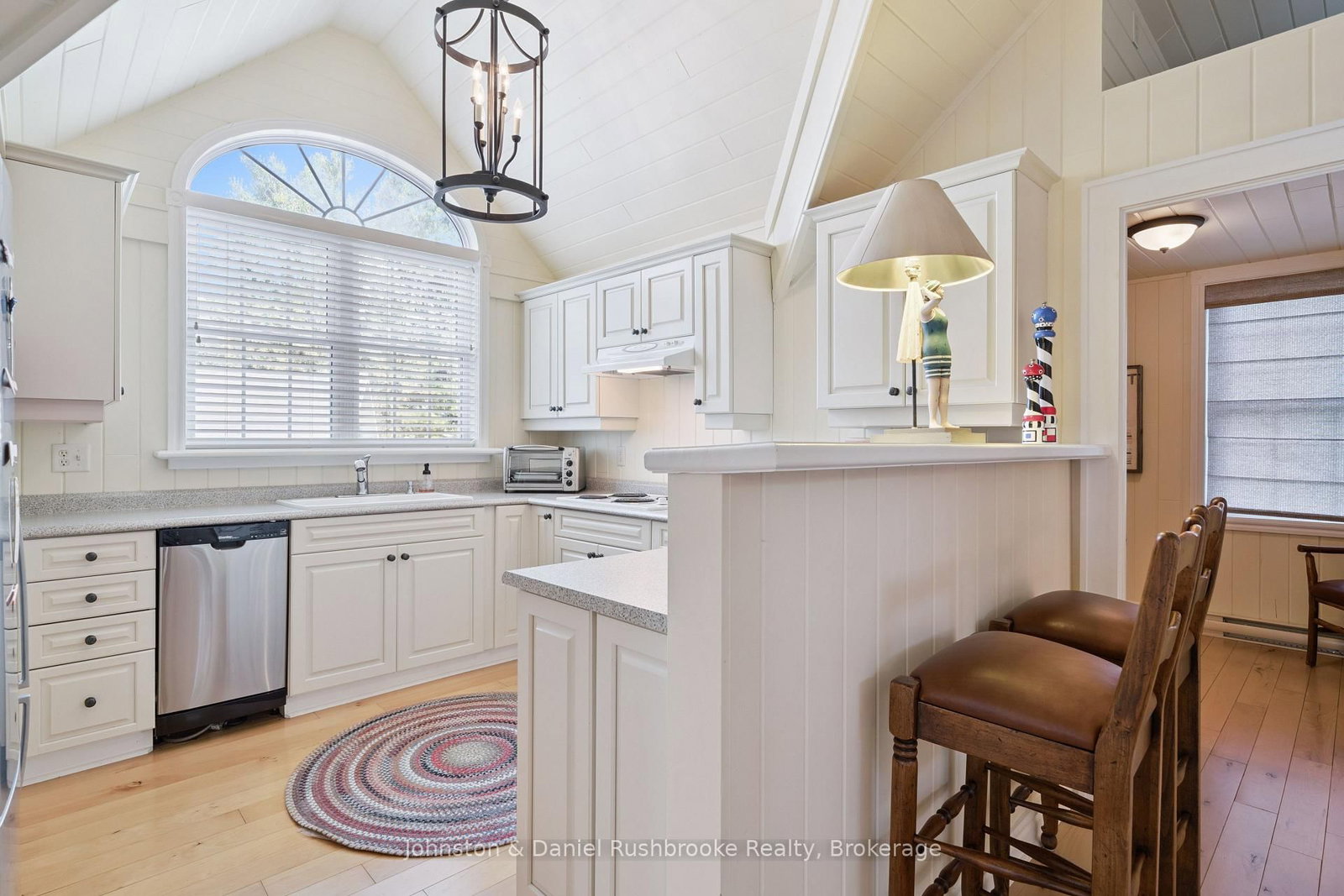 1167 Armstrong Point Road • #9 • Muskoka Lakes, ON photo 21