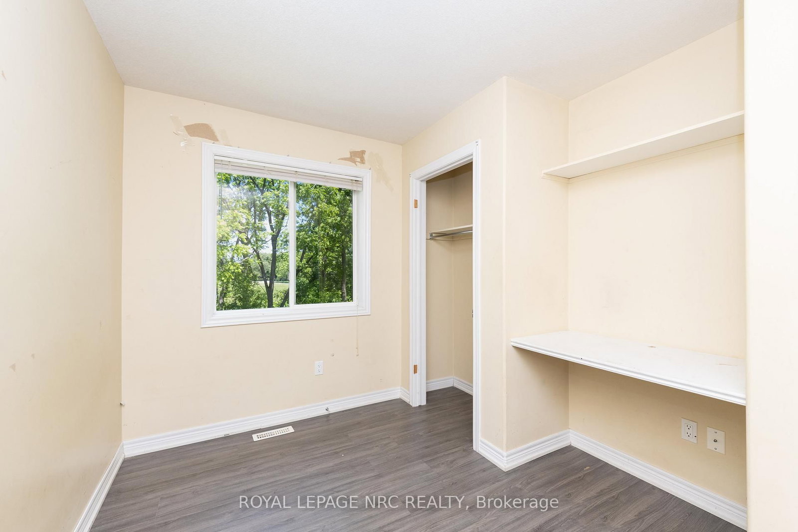 34 Chloe Street • St. Catharines, ON photo 12