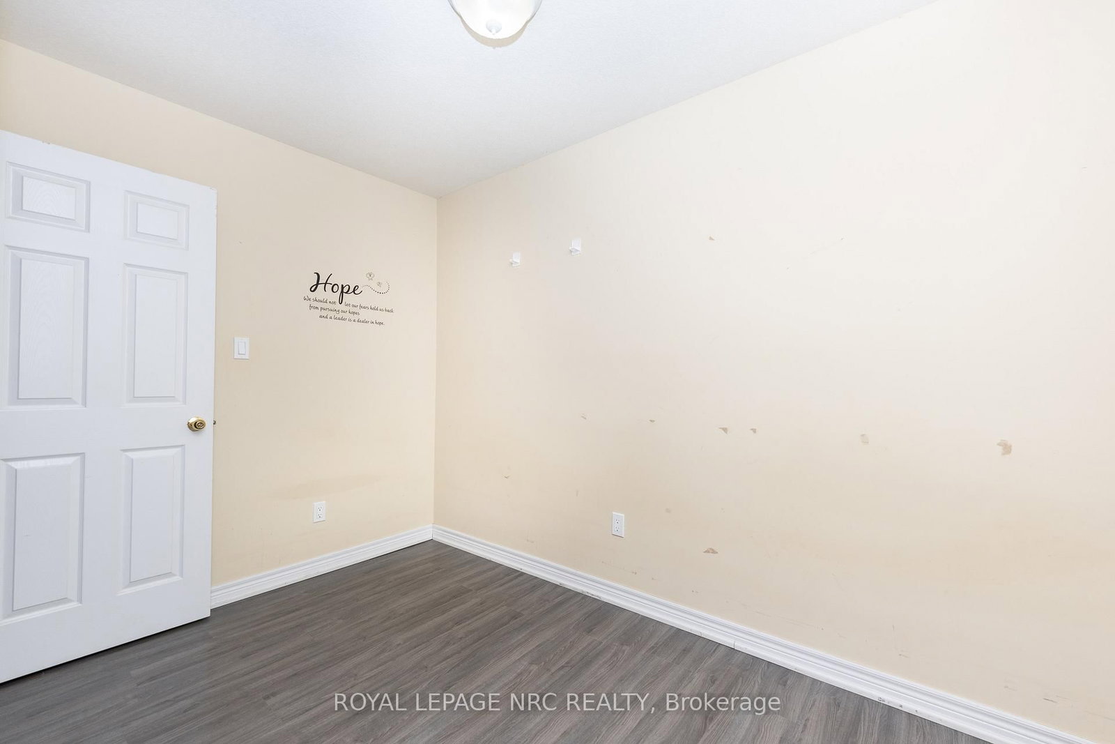 34 Chloe Street • St. Catharines, ON photo 13