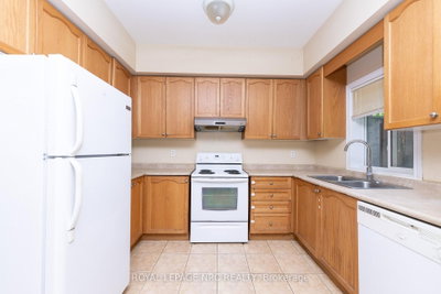 34 Chloe Street • St. Catharines, ON photo 8
