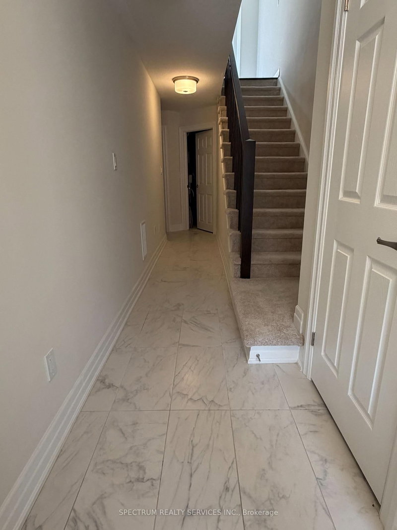 51 - 620 Colborne Street W
